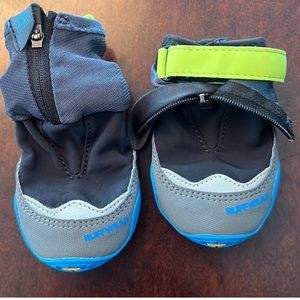 Winter/hiking  dog booties polar trek Ruffwear! Size 2.75 in